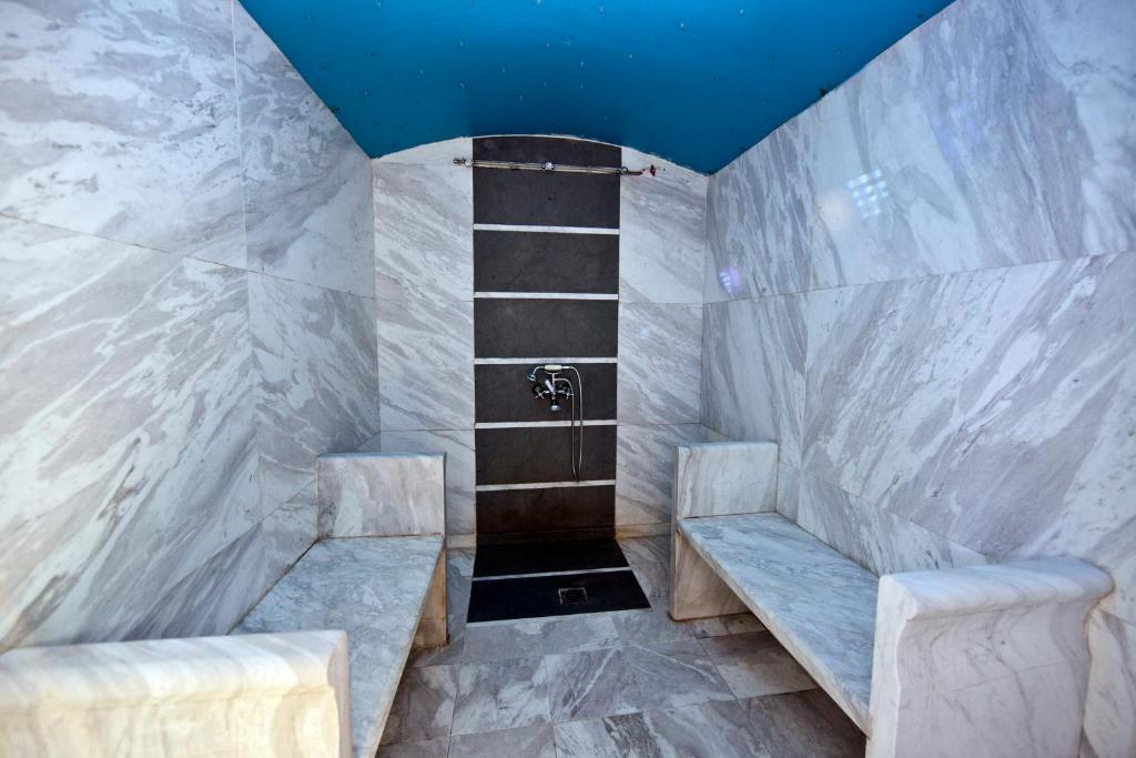 Lithos Hotel Spa - Lithos Hotel Spa -